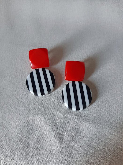 Brinco Brenda vermelho