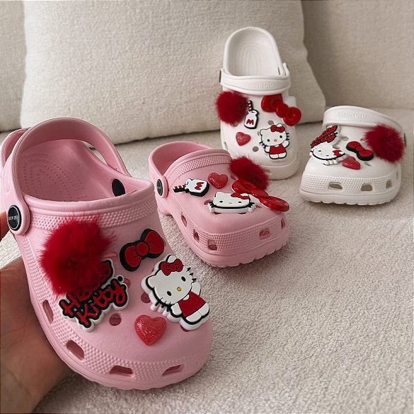 Sandália Nuvem com Kit Bottons Hello Kitty 22 ao 33