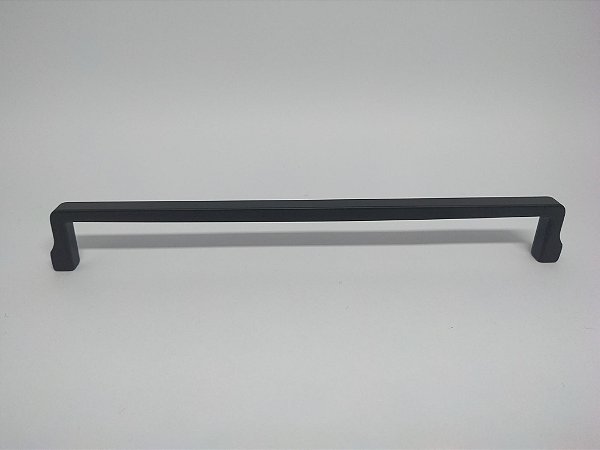Puxador Tomina Alça 192mm Preto – Estilo Moderno com Design Alongado e Versátil