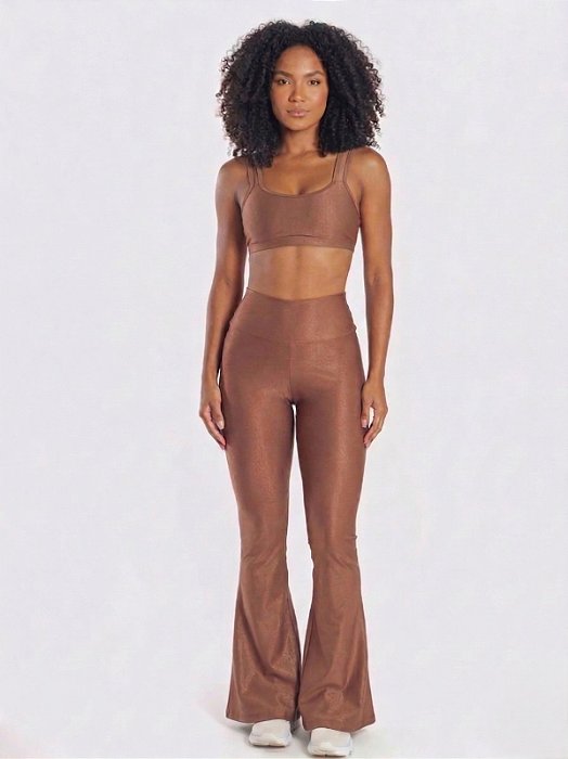 Conjunto Calça Flare e Top Compressão Violeteira