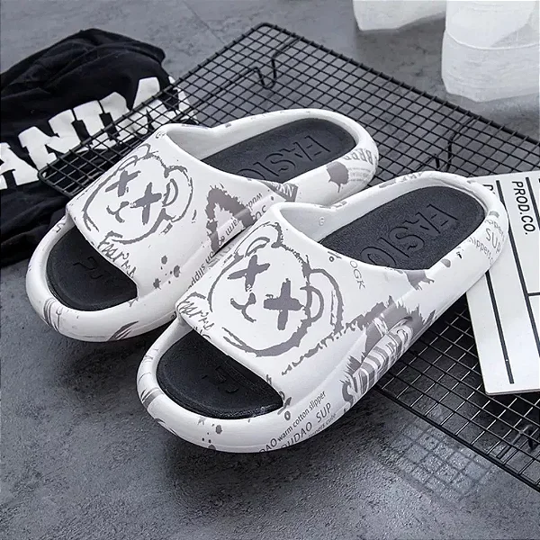 Chinelo Urso