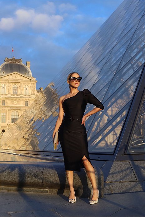 VESTIDO MIDI PRADA UM OMBRO SÓ CINTO E FENDA LATERAL PRETO