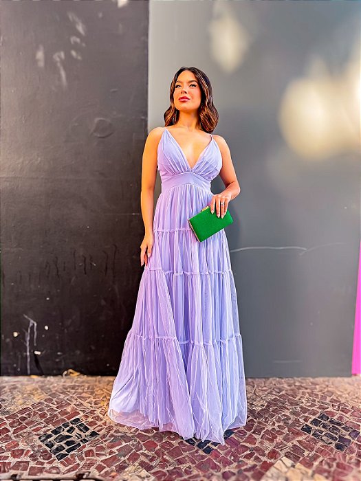 VESTIDO LONGO MICROTULE  PALA CINTURA ALÇA FINA DECOTE V SAIA EM CAMADAS LILÁS