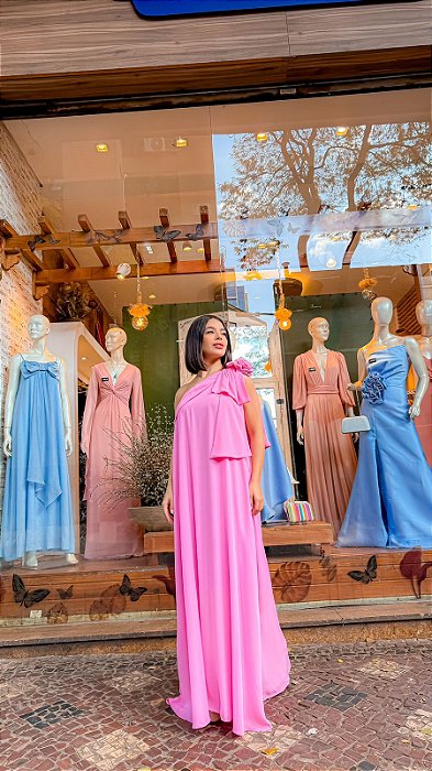 VESTIDO LONGO CREPE DE SEDA UM OMBRO SÓ COM LAÇO/FLOR ROSA BEBÊ