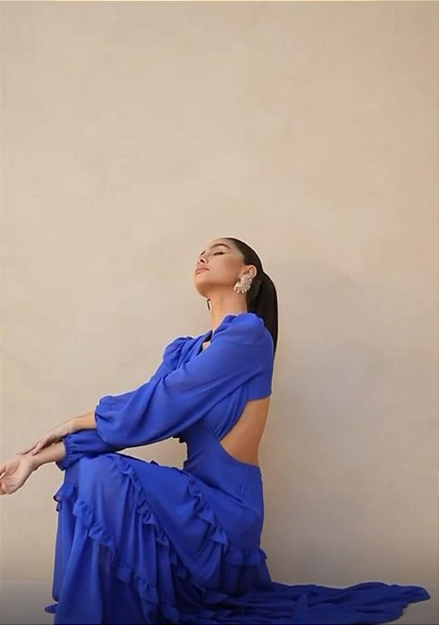 VESTIDO LONGO CREPE DE SEDA MANGA LONGA SAIA COM CAMADAS COSTAS VAZADA AZUL ROYAL MB