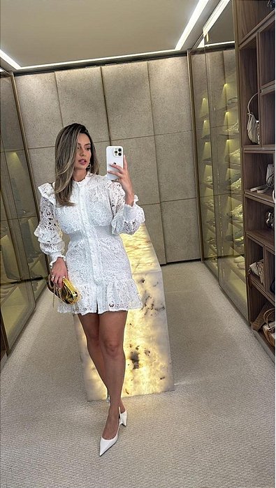 VESTIDO CURTO ABOTOADO RENDA MANGA BUFANTE DET BABADOS BRANCO CAM