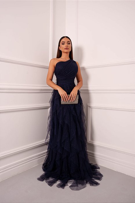 VESTIDO LONGO MICROTULE UM OMBRO SÓ PALA CINTURA SAIA EM CAMADAS VERTICAIS COM VOLUME E BRILHO  AZUL MARINHO
