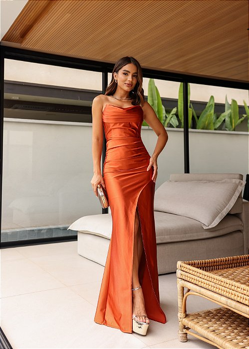VESTIDO LONGO PRADA COM ELASTANO DECOTE TOMARA QUE CAIA DRAPEADO COM FENDA TERRA COTA