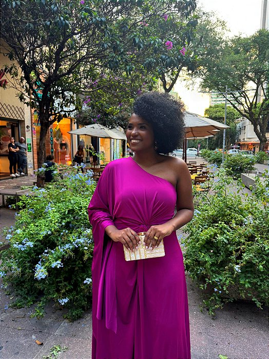 VESTIDO LONGO JERSEY UM OMBRO SÓ MANGA LONGA COM FENDA FRONTAL DETALHE NÓ FUCSIA