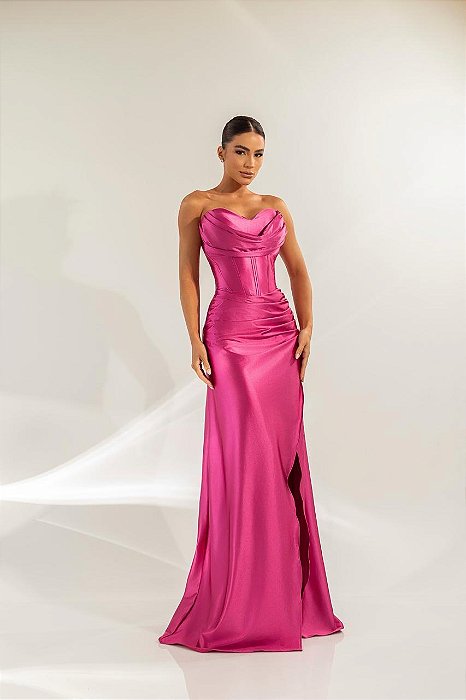VESTIDO LONGO PRADA COM ELASTANO TOMARA QUE CAIA COM DETALHE NO BUSTO E CORPETE AMARRAÇÃO NAS COSTAS FUCSIA