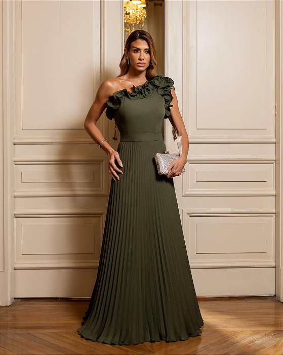 VESTIDO CHIFFON COM DETALHE BABADO OMBRO SÓ SAIA PLISSADA  VERDE OLIVA