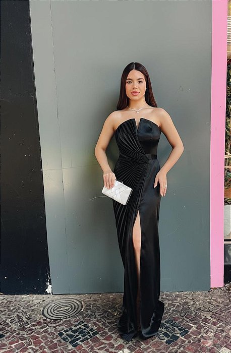 VESTIDO LONGO SEDA TOMARA QUE CAIA METADE PLISSADO METADE LISO FENDA FRENTE PRETO