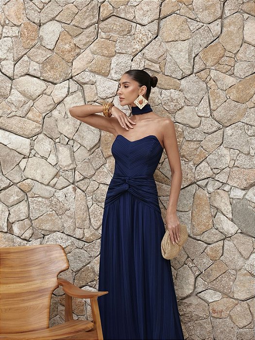 VESTIDO LONGO CHIFFON COM DECOTE V PLISSADO COM DETALHE NA CINTURA AZUL MARINHO