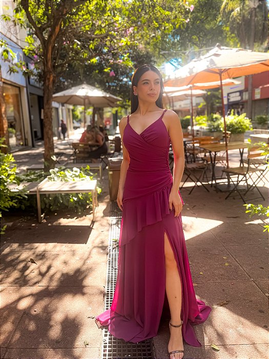 VESTIDO LONGO ALCINHA COM CAPA REMOVÍVEL DRAPEADO NA LATERAL FUCSIA