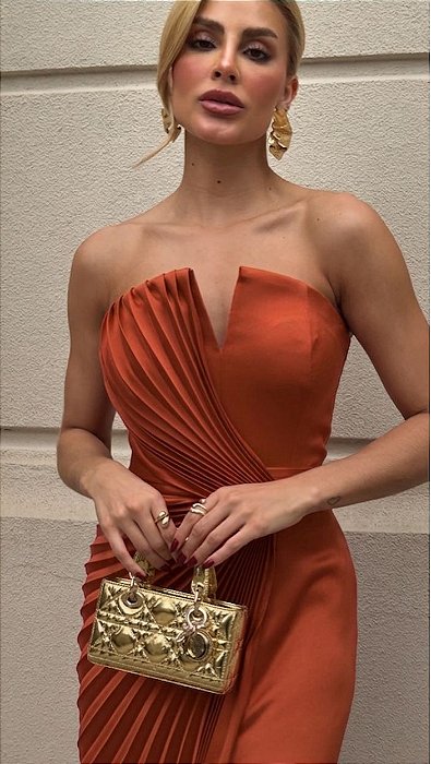 VESTIDO LONGO SEDA TOMARA QUE CAIA METADE PLISSADO METADE LISO FENDA FRENTE TERRACOTA