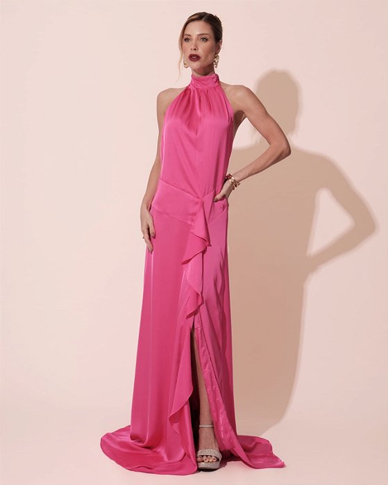 VESTIDO LONGO SEDA GOLA ALTA COM DRAPEADO DETALHE NA CINTURA COM  BABADO PINK