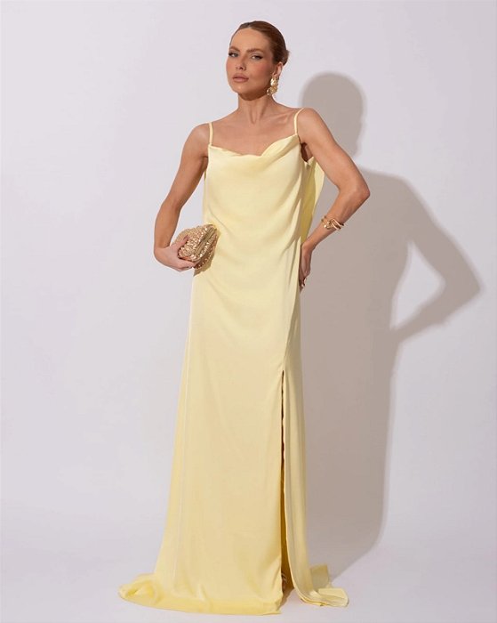 VESTIDO LONGO SEDA DECOTE DRAPEADO LISO DECOTE V NAS COSTAS COM CAMADA SOBREPOSTA AMARELO MANTEIGA