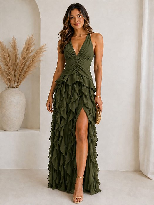 VESTIDO LONGO CREPE DE SEDA FRENTE ÚNICA COM AMARRAÇÃO FENDA LATERAL SAIA BABADOS VERTICAIS VERDE OLIVA