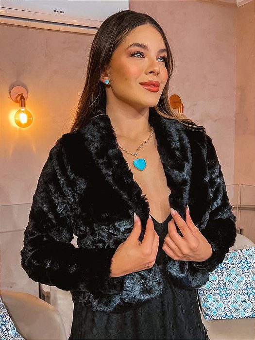 CASACO PELO SINTÉTICO PRETO JV