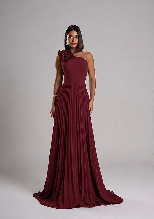 VESTIDO LONGO PLISSADO UM OMBRO SÓ APLICAÇÃO FLORAL EM RELEVO MARSALA