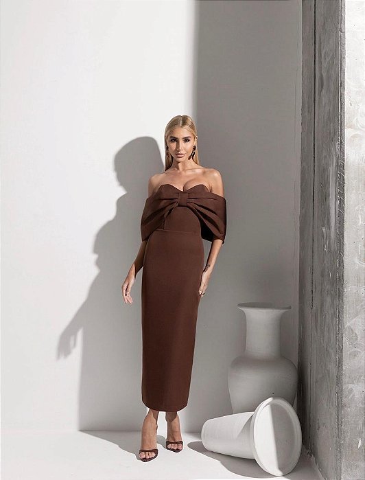 VESTIDO MIDI TOMARA QUE CAIA BUSTO C/ DETALHE EM LAÇO MARROM