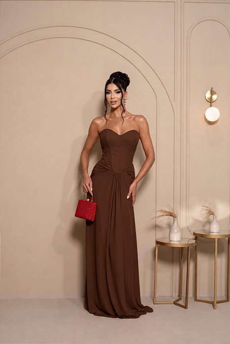 VESTIDO LONGO CHIFFON TOMARA QUE CAIA DETALHE NA CINTURA MARROM