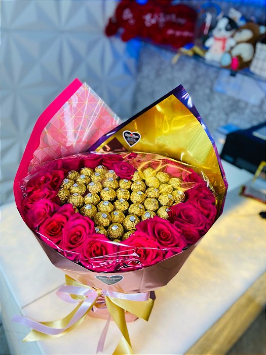 Mega Buquê Coração Rosa