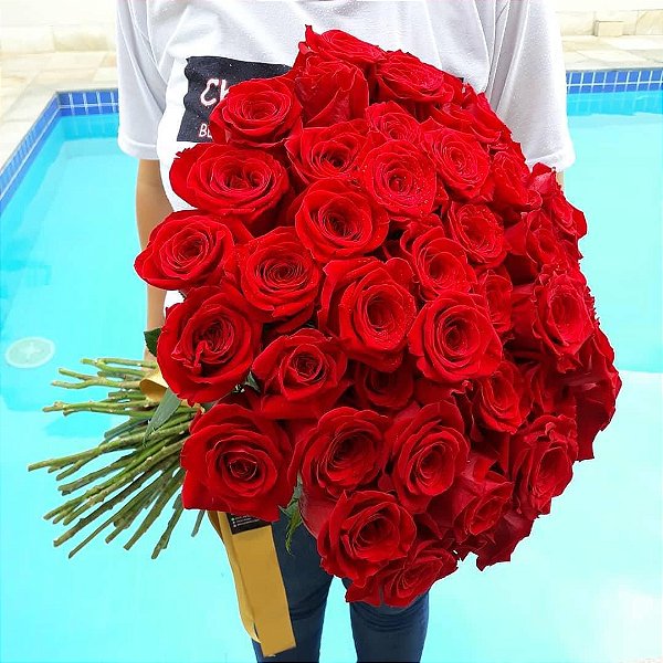Mega Buquê 60 Rosas Colombianas