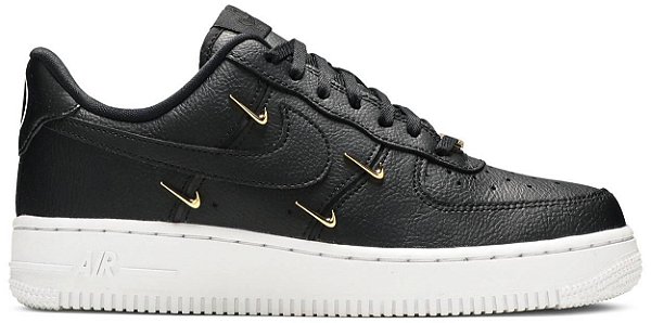 TÊNIS NIKE AIR FORCE 1 '07 LX ' SISTERHOOD-BLACK METALLIC GOLD '