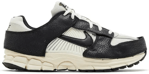 NIKE AIR ZOOM VOMERO 5 TIMELESS