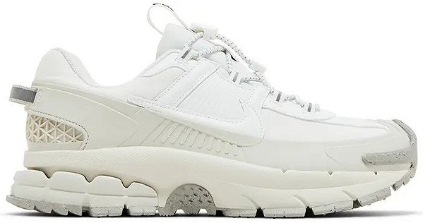 NIKE AIR ZOOM VOMERO ROAM SUMMIT WHITE