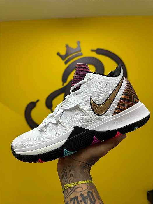 Nike Kyrie 5 BHM - A PRONTA ENTREGA