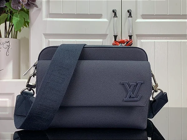 BOLSA LOUIS VUITTON FASTLINE MESSENGER AEROGRAM MARINE