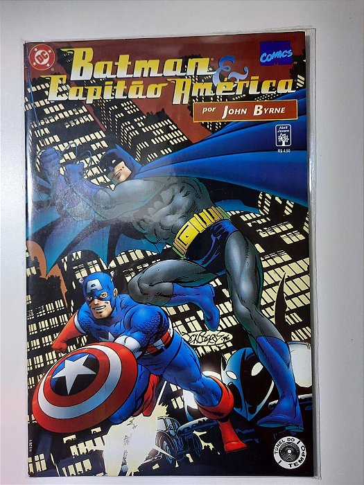 Gibi Batman Capitao America Autor John Byrne (1998) [usado]
