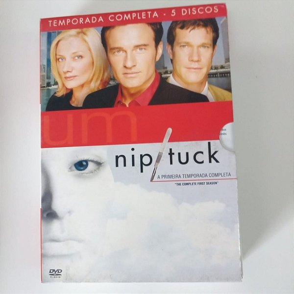 Dvd Nip Tuck -temporada Completa - 5 Discos Editora Ryan Murphy [usado]