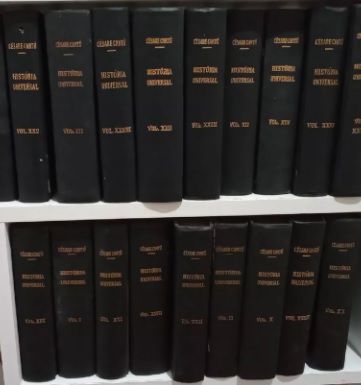 Livro História Universal - 32 Volumes Autor Cantu, Césare [usado]