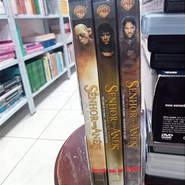 Dvd Senhor dos Aneis - a Trilogia - Contem Três Dvds Editora Peter Jackson [usado]