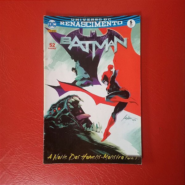 Gibi Batman- Universo Dc Renascimento Nº 5 Autor a Noite dos Homens-monstro Parte 3 (2017) [usado]
