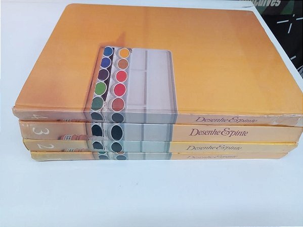 Livro Desenhe e Pinte - Curso Prático de Técnicas Materiais, Quatro Volumes Autor Varios (1985) [usado]