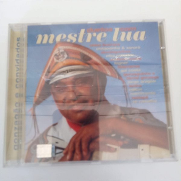 Cd Duetos com Mestre Lua - Gonzagão e Convidados Interprete Luiz Gonzaga e Convidados (2001) [usado]