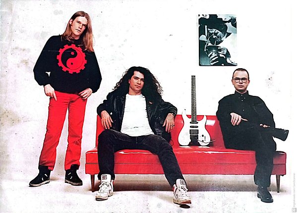 Disco de Vinil Engenheiros - o Papa é Pop Interprete Engenheiros do Hawaii (1990) [usado]