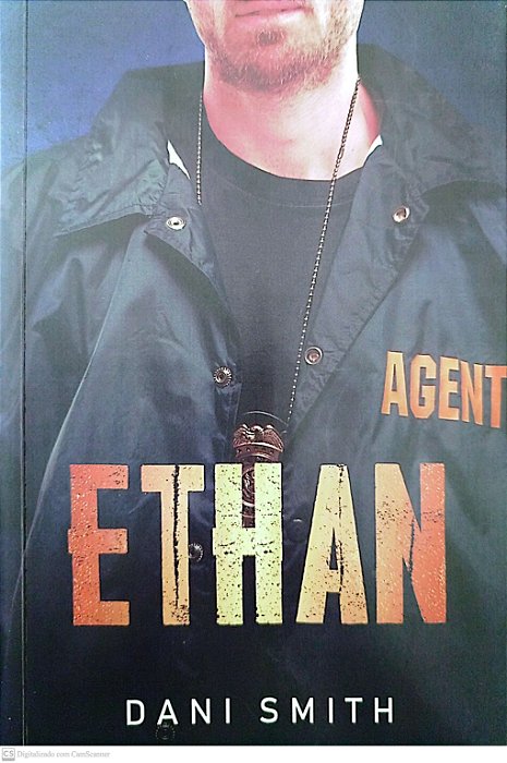 Livro Ethan Autor Smith, Dani (2020) [seminovo]