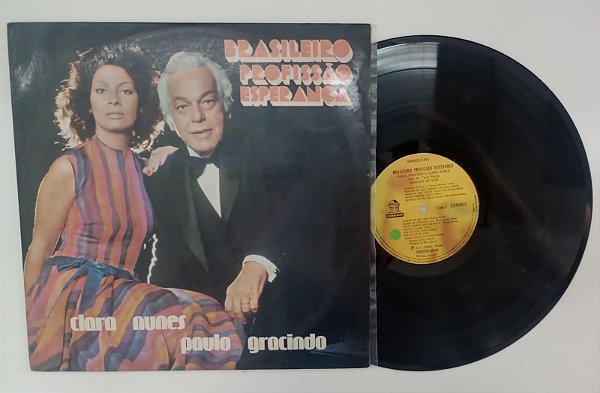 Disco de Vinil Brasileiro Profissão Esperança (lp 1974) Interprete Clara Nunes e Paulo Gracindo (1974) [usado]