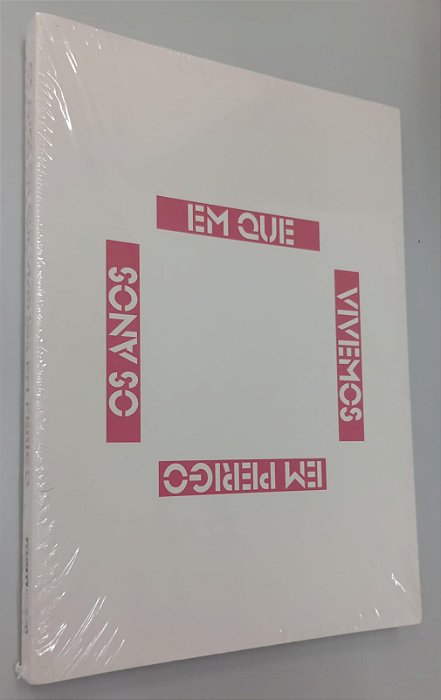 Livro os Anos em que Vivemos em Perigo Autor Moraes, Marcos (2019) [novo]