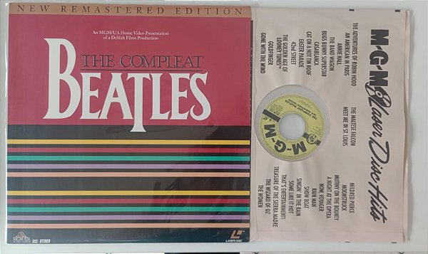 Disco de Vinil [laserdisc - Áudio e Vídeo] The Compleat Beatles - New Remastered Edition Interprete The Beatles (1994) [seminovo]