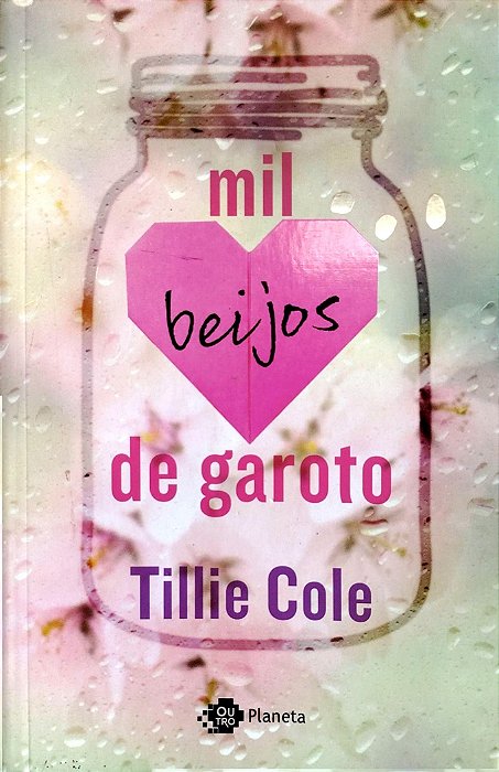 Livro Mil Beijos de Garoto Autor Cole, Tillie (2017) [seminovo]