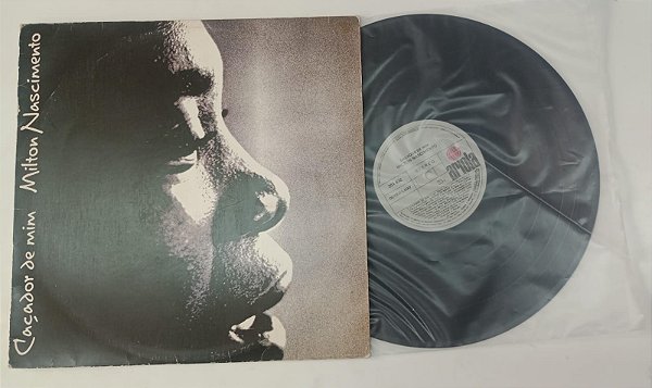 Disco de Vinil Caçador de mim [1981] Milton Nascimento Interprete Milton Nascimento (1981) [usado]