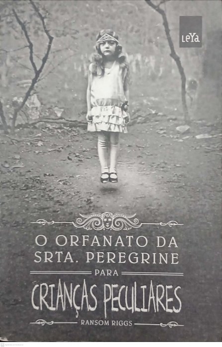 Livro o Orfanato da Srta. Peregrine para Crianças Peculiares Autor Riggs, Ransom (2016) [seminovo]