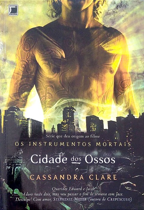 Livro Cidade dos Ossos, Vol. 1 (os Instrumentos Mortais) Autor Clare, Cassandra (2017) [usado]