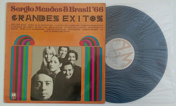 Disco de Vinil Grandes Exitos - Lp 1971 Interprete Sergio Mendes e Brasil 66 (1971) [usado]